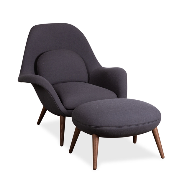 Fredericia Furniture. Swoon Inkl Fodskammel. Grå Polster. Valnød Ben. Demo. Brugte Møbler