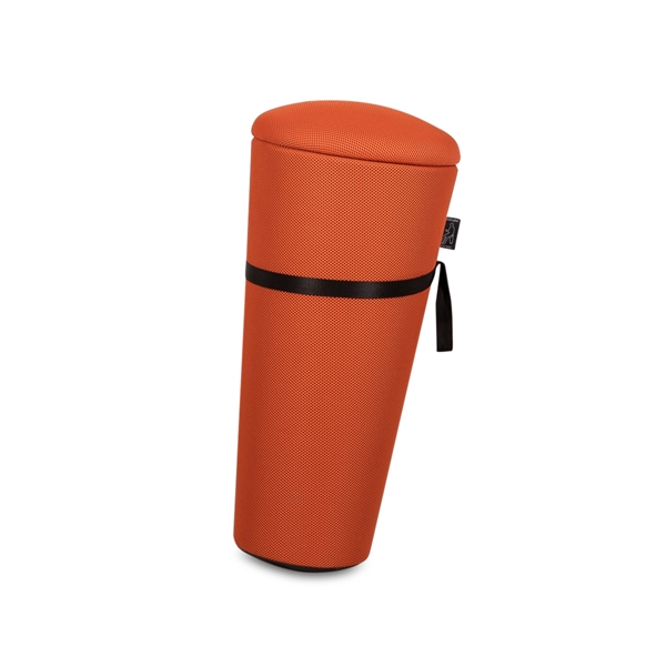 Wilkahn. Stand Up. Orange. Diverse Stole